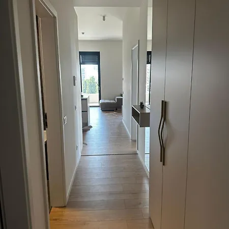 Fancy 2br & 1lr Panoramic Sky View *