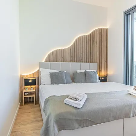 Fancy 2br & 1lr Panoramic Sky View شقة