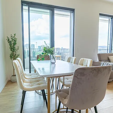 Fancy 2br & 1lr Panoramic Sky View Apartment Bratislava