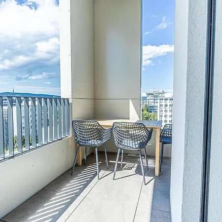 Fancy 2br & 1lr Panoramic Sky View Bratislava