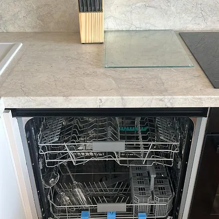 Apartmán Fancy 2br & 1lr Panoramic Sky View *