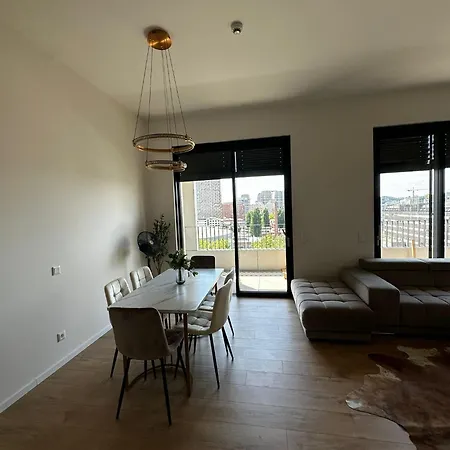 Apartmán Fancy 2br & 1lr Panoramic Sky View